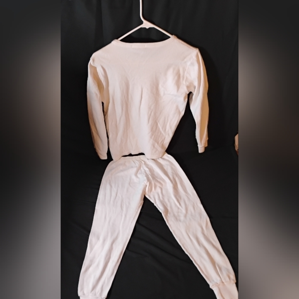 Women's Cozy White Ribbed Pajamas Sz Med